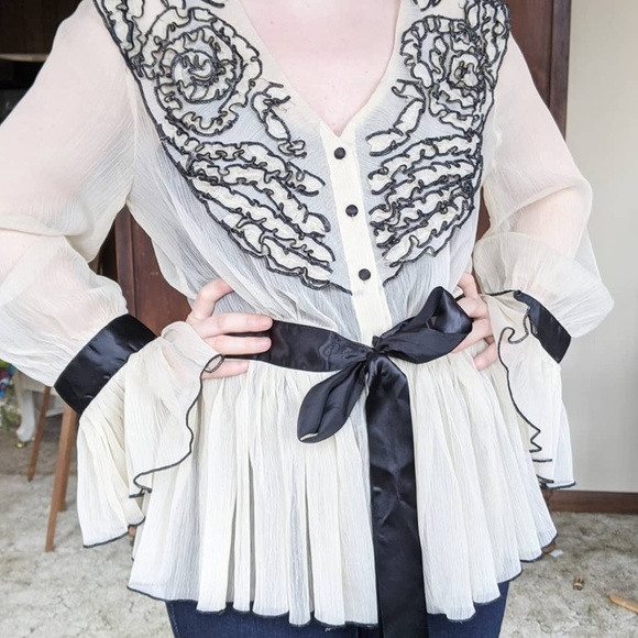 SOLD - Picture 2 of 8